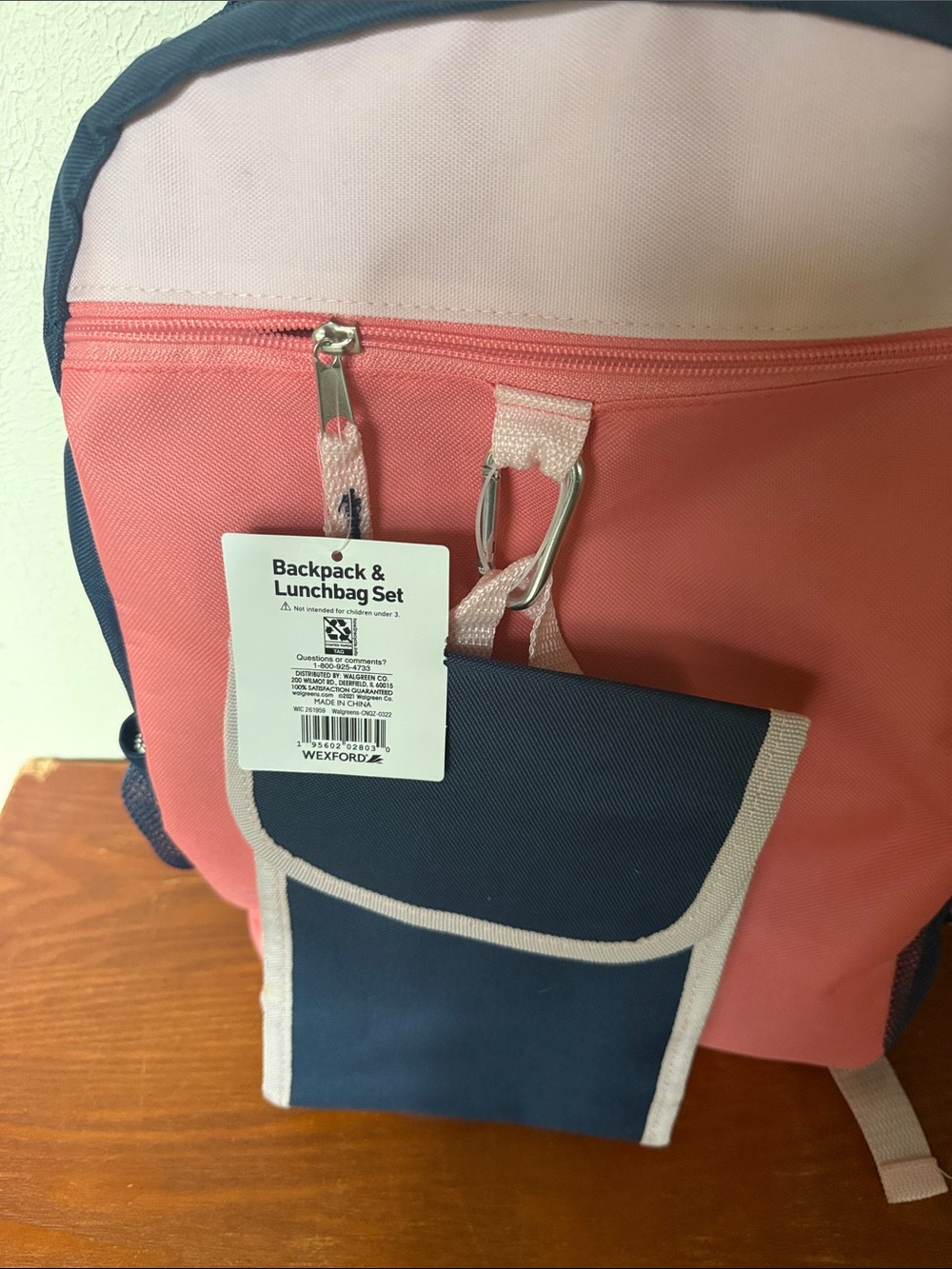 Wexford Two-Tone Pink & Navy Backpack with Matching Lunchbag - Picture 2 of 2